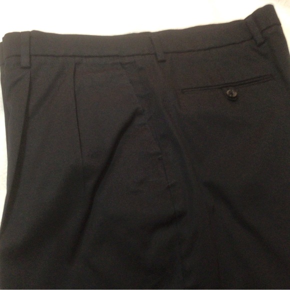 Dockers, Mens Double Pleat, Cuffed, Black 38 x 32, Trousers - Picture 2 of 3